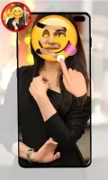 Girls Face Emoji Remover