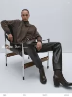 Massimo Dutti: Clothing store