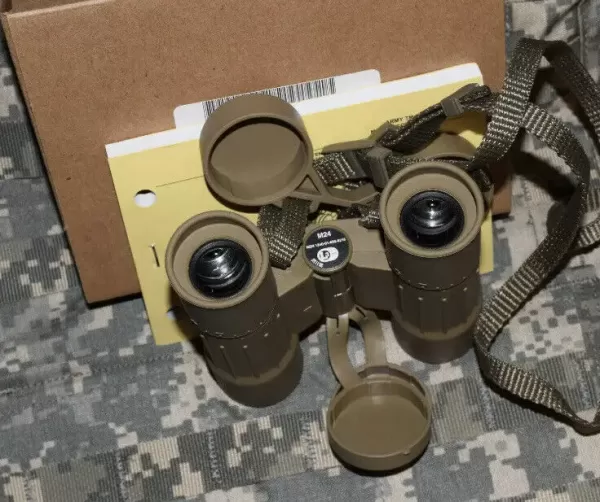Military Binoculars Simulated
